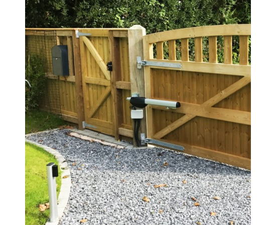 Roger KITBE20210S-White